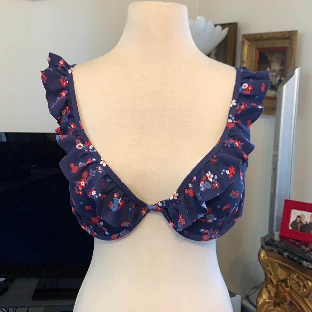 Juicy couture floral ruffle underwire bikini top and bottom